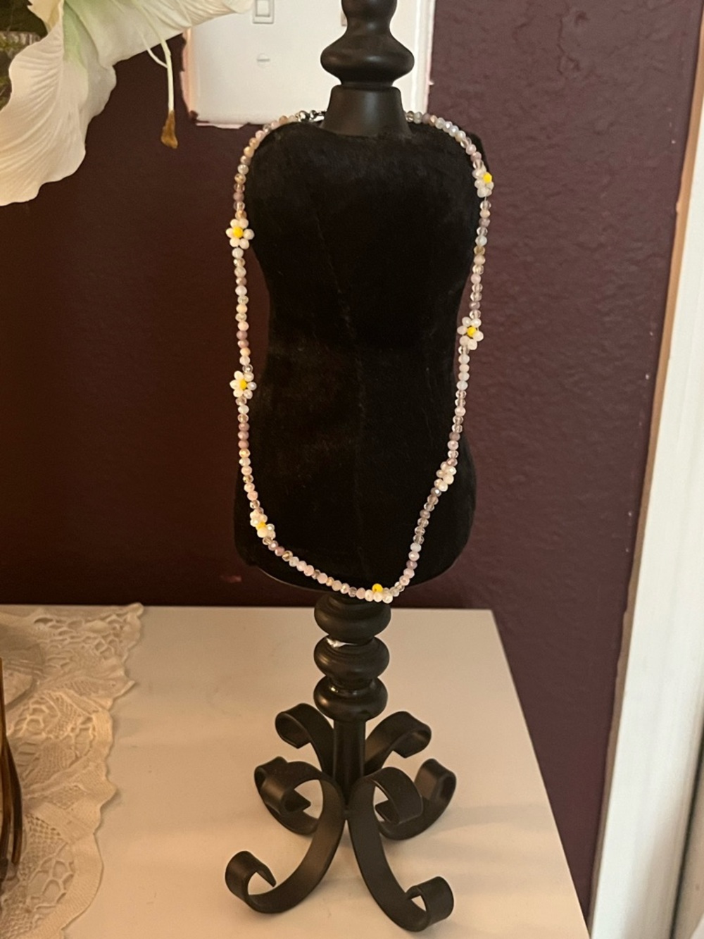 Daisy Beaded Necklace